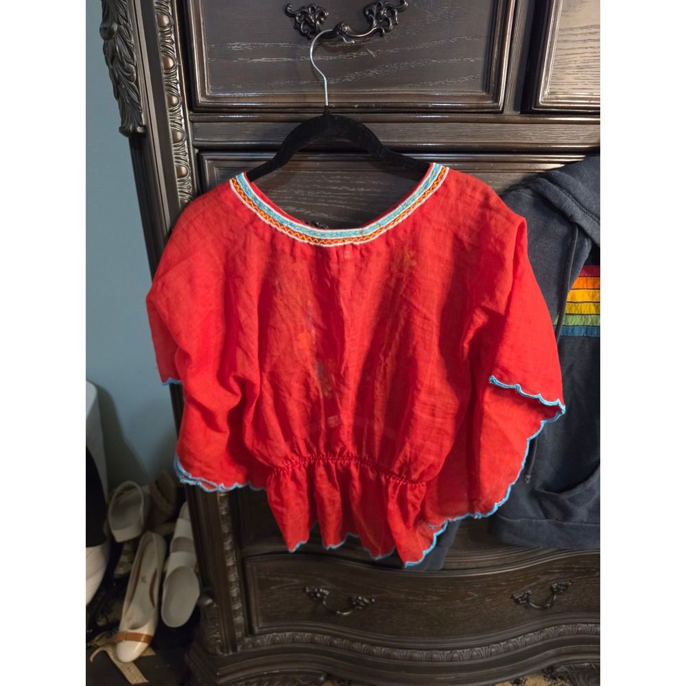 Vintage Red Floral Embroidered Peasant Blouse Boho Scalloped Butterfly Sleeve - Picture 3 of 6